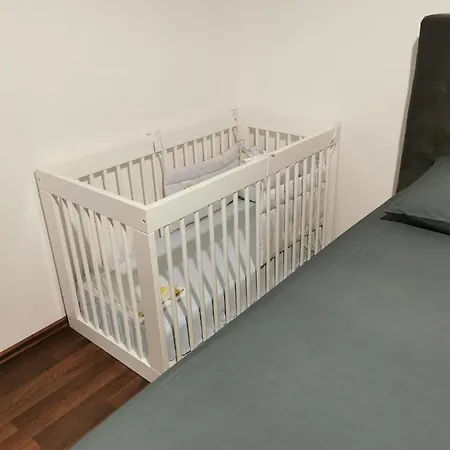 Luki Apartment *