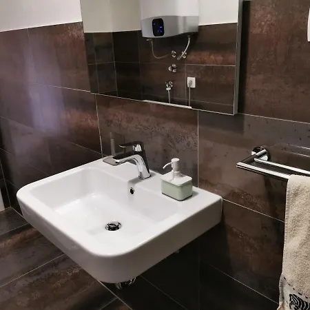 Luki Apartment