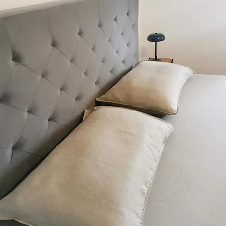 Luki Apartment *